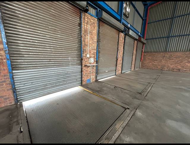 2,170M² WAREHOUSE TO LET IN SPARTAN